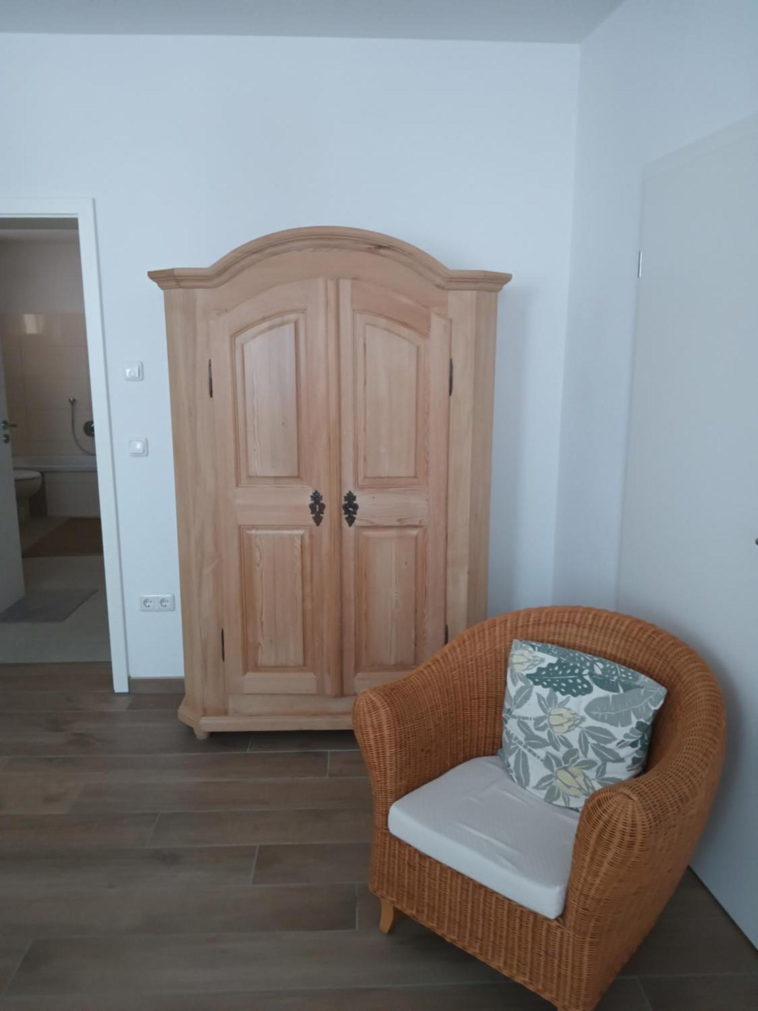 Cityzimmer Eltmann Bagian luar foto
